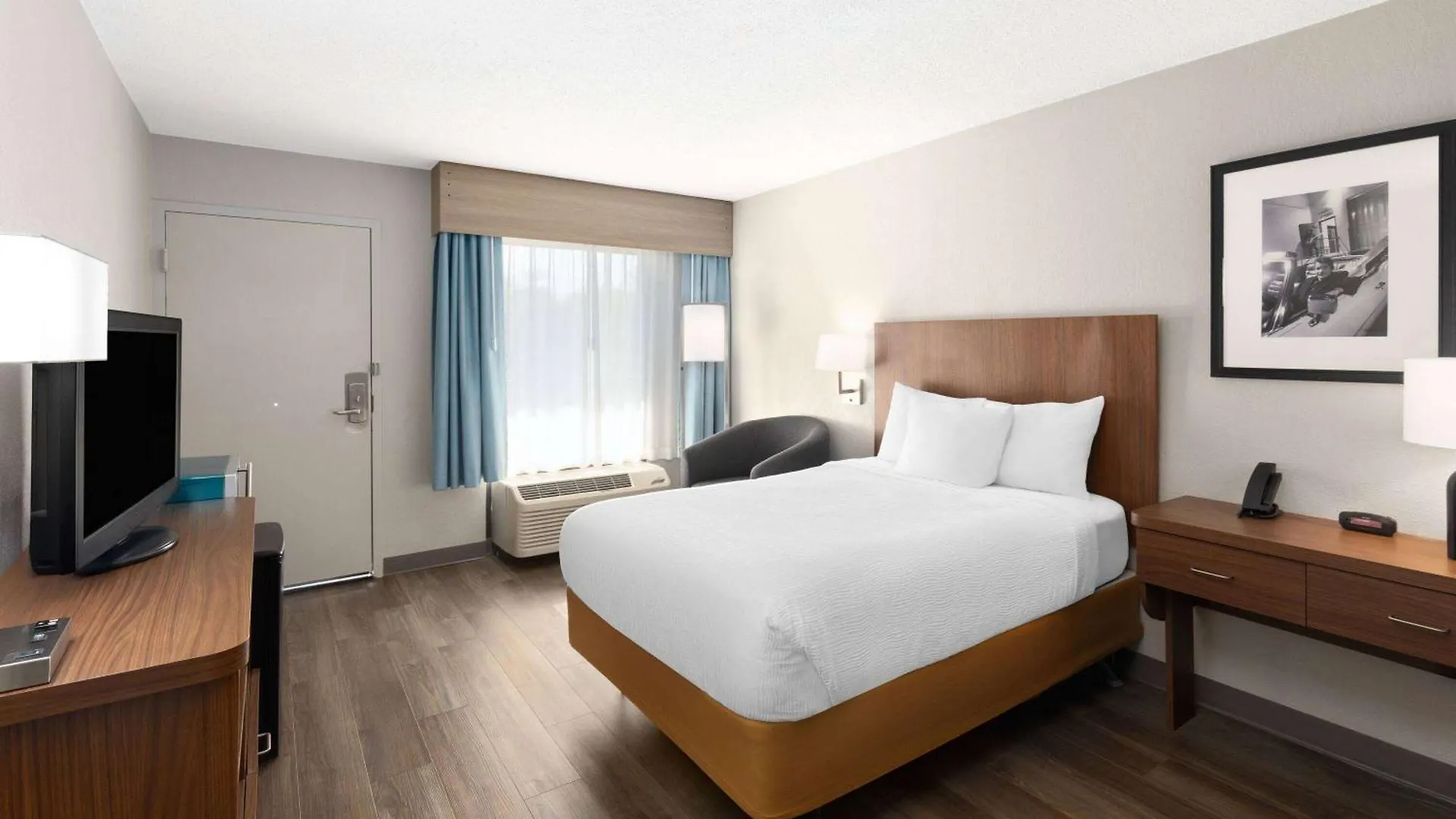 Baymont By Wyndham Nashville Airport